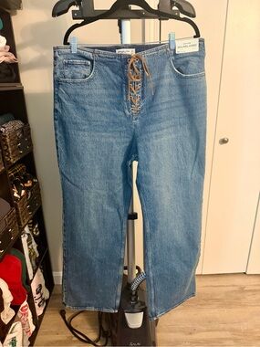 Abercrombie & Fitch Light Blue High-Rise Lace-Up Jeans